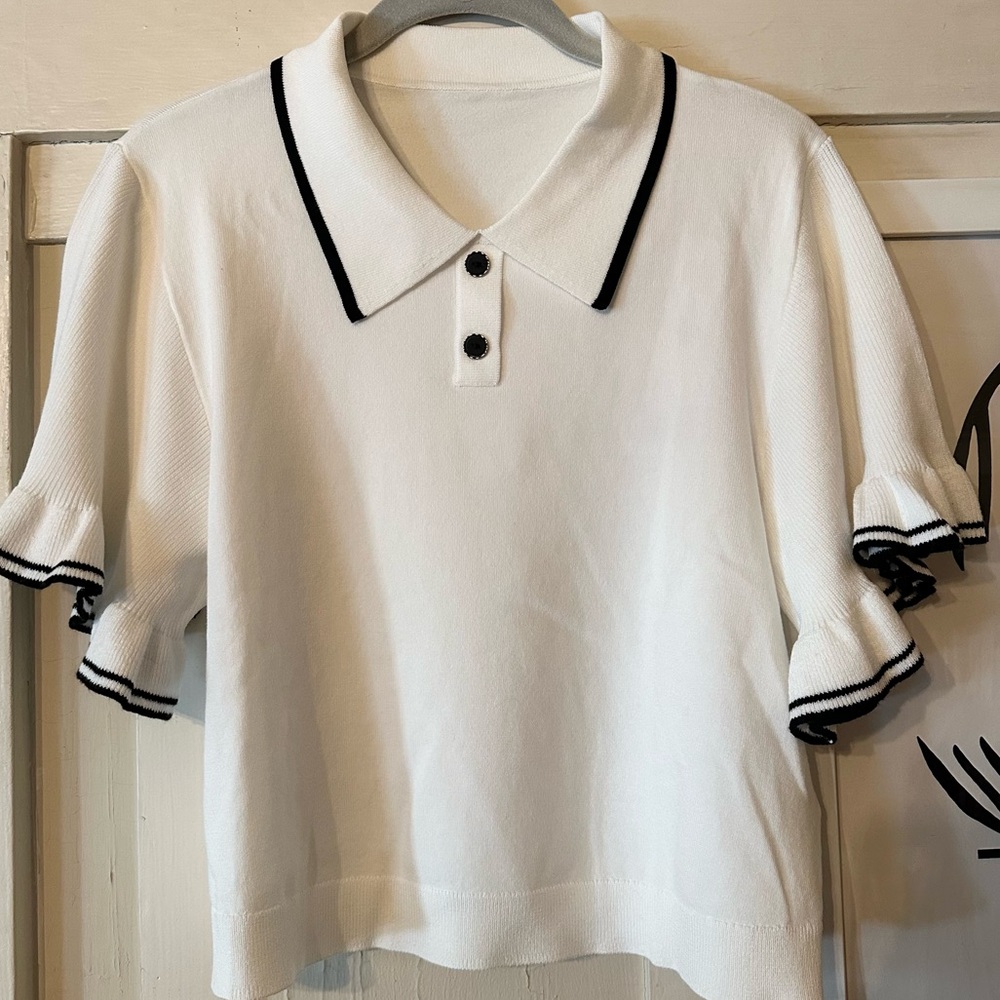 White Polo Collar Sweater Top with Black Trim size L NEW with tags